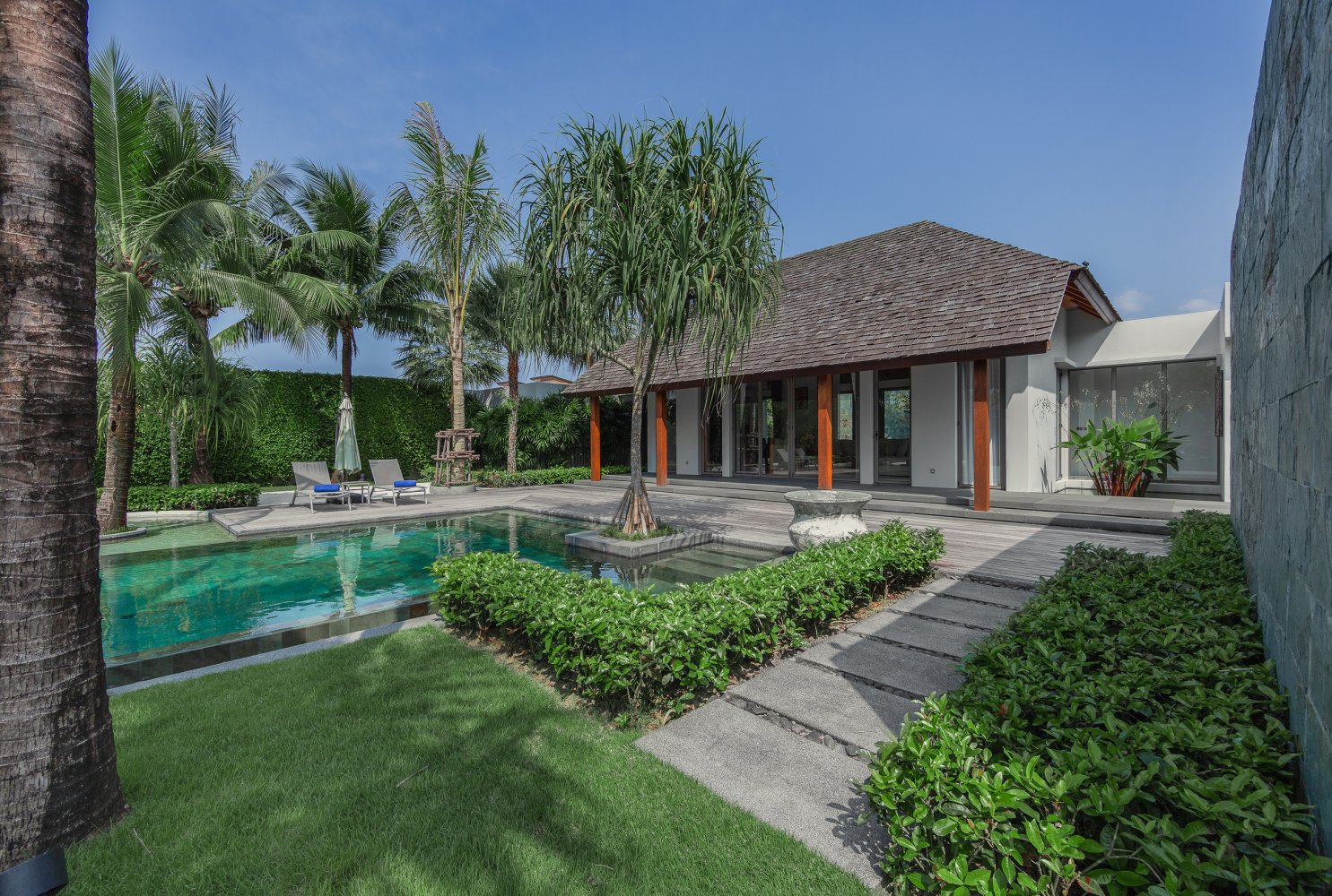 Property image - full photo 45