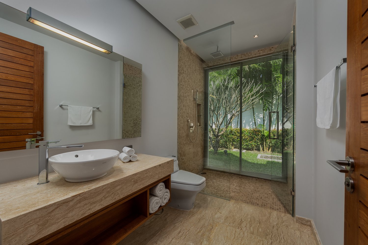 Property image - full photo 99