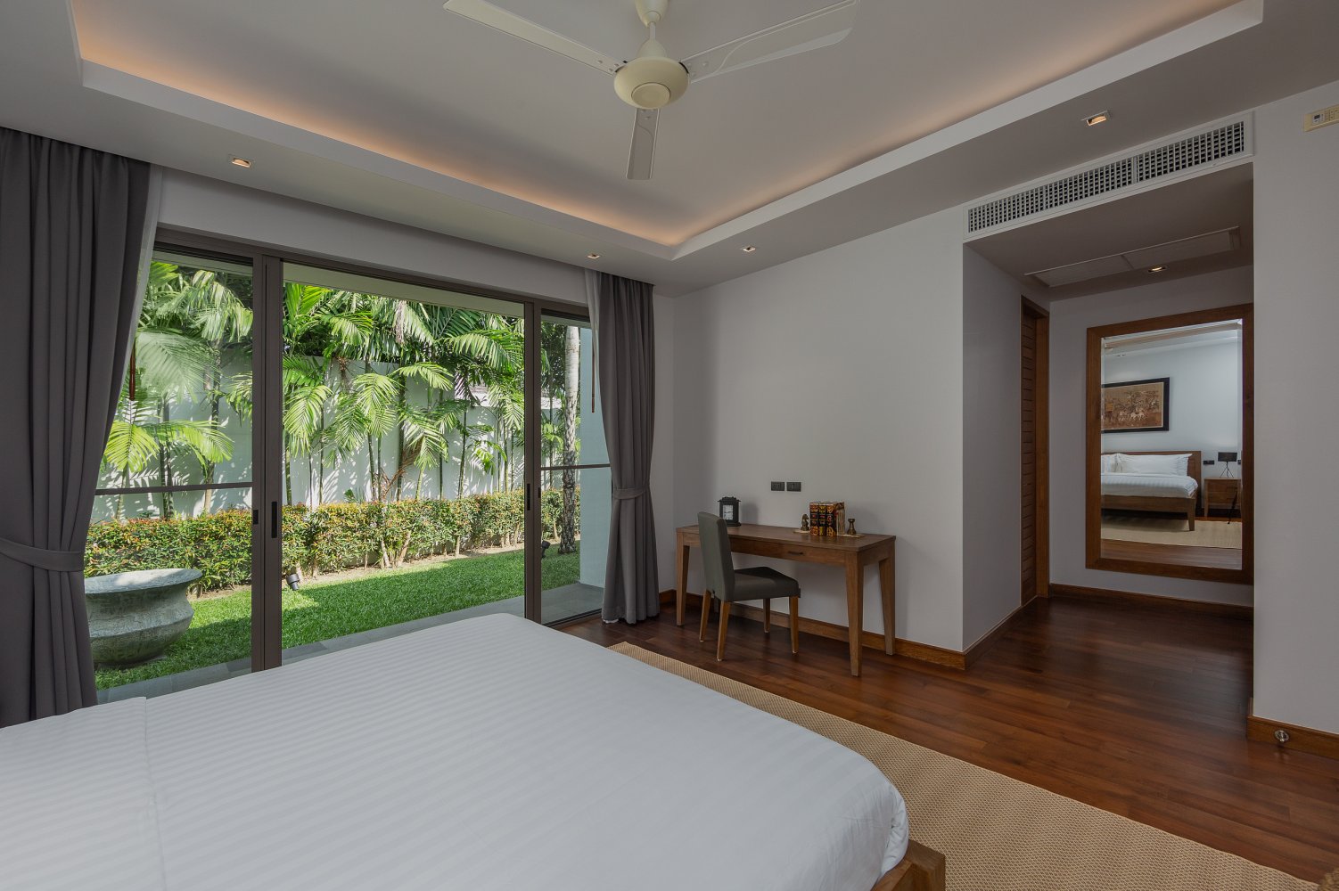 Property image - full photo 104