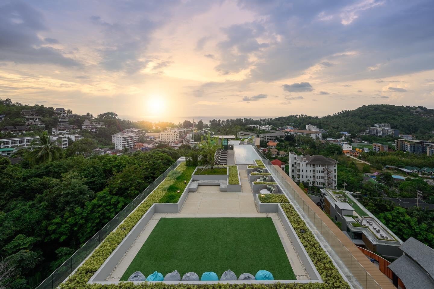 Property image - full photo 18