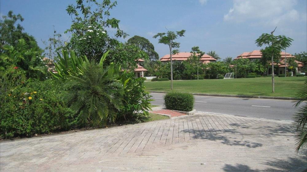 Property image - full photo 25