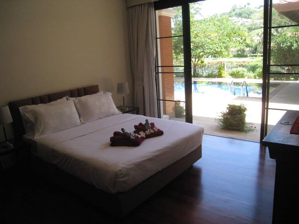 Property image - full photo 31