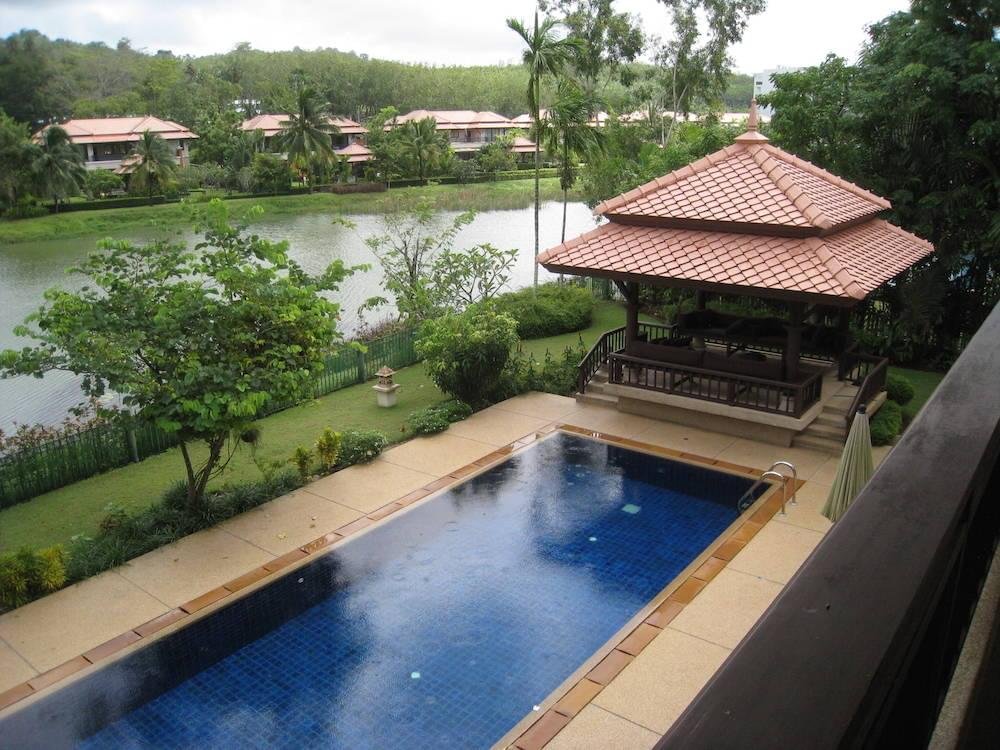 Property image - full photo 18