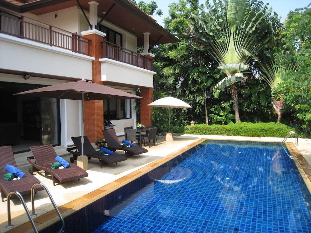 Property image - full photo 1