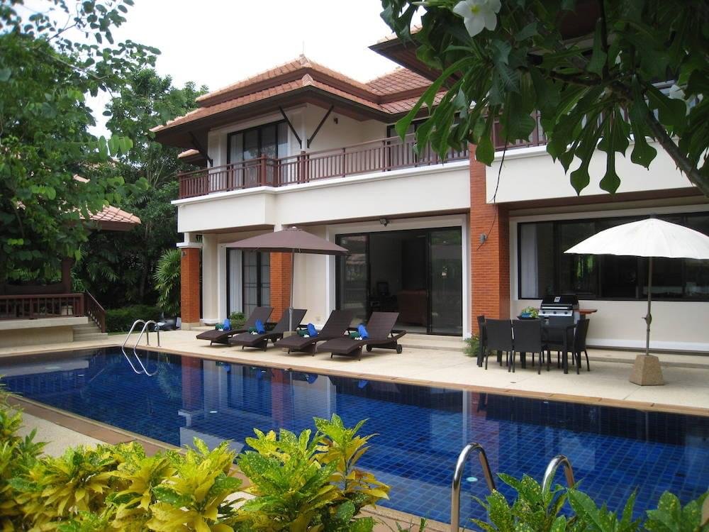 Property image - full photo 3