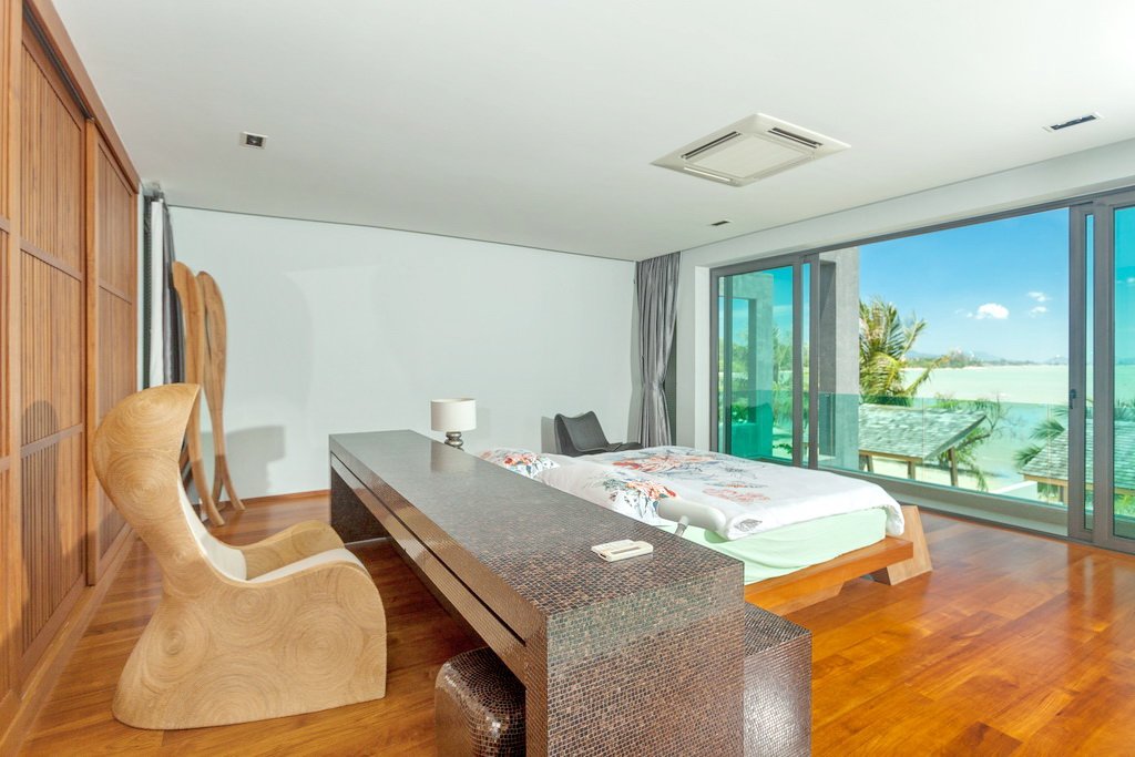 Property image - full photo 12