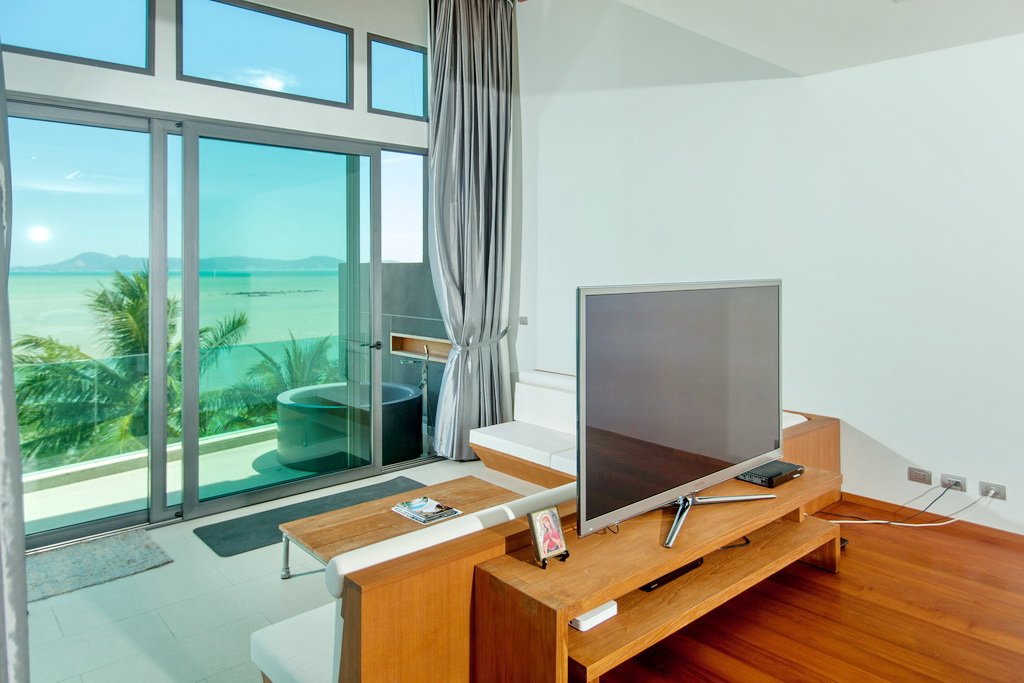 Property image - full photo 13