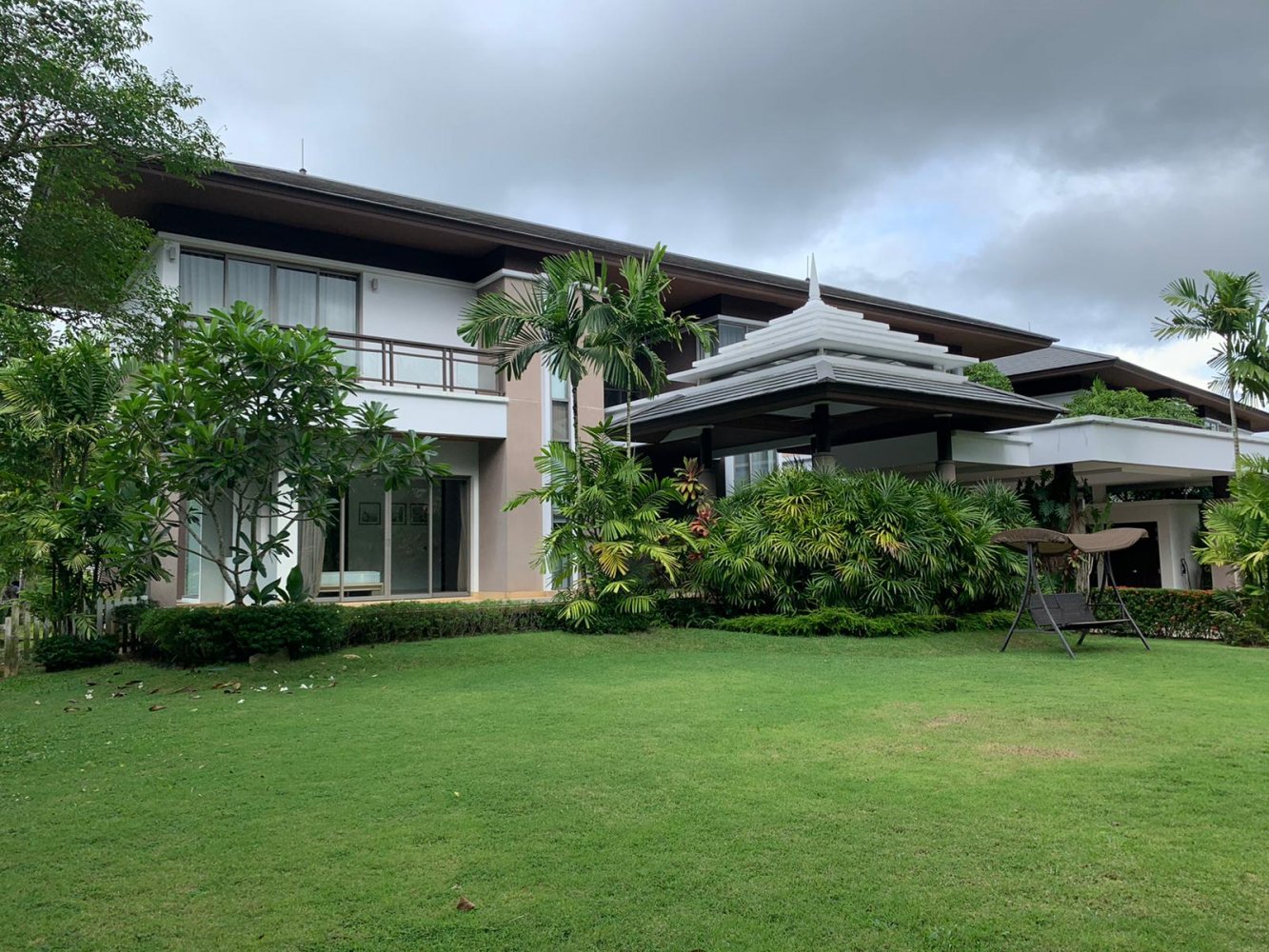 Property image - full photo 1