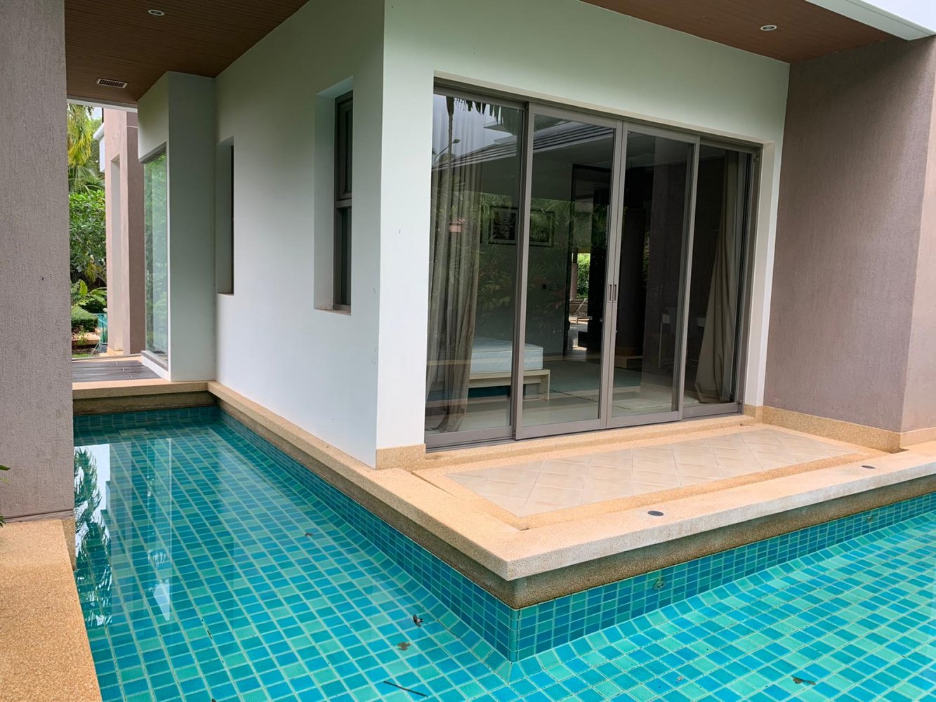 Property image - full photo 7