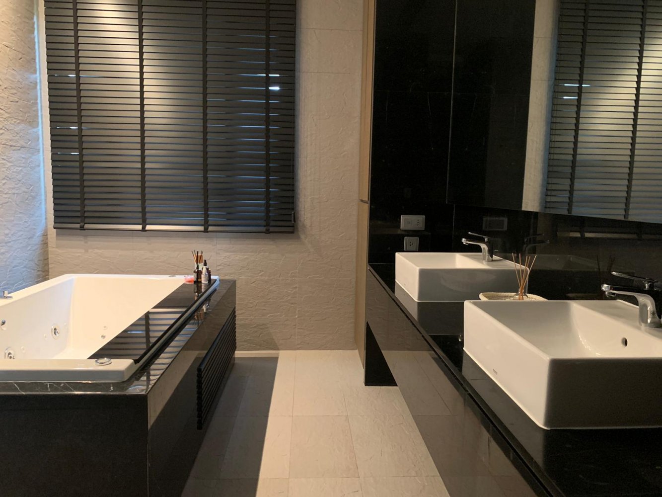 Property image - full photo 42