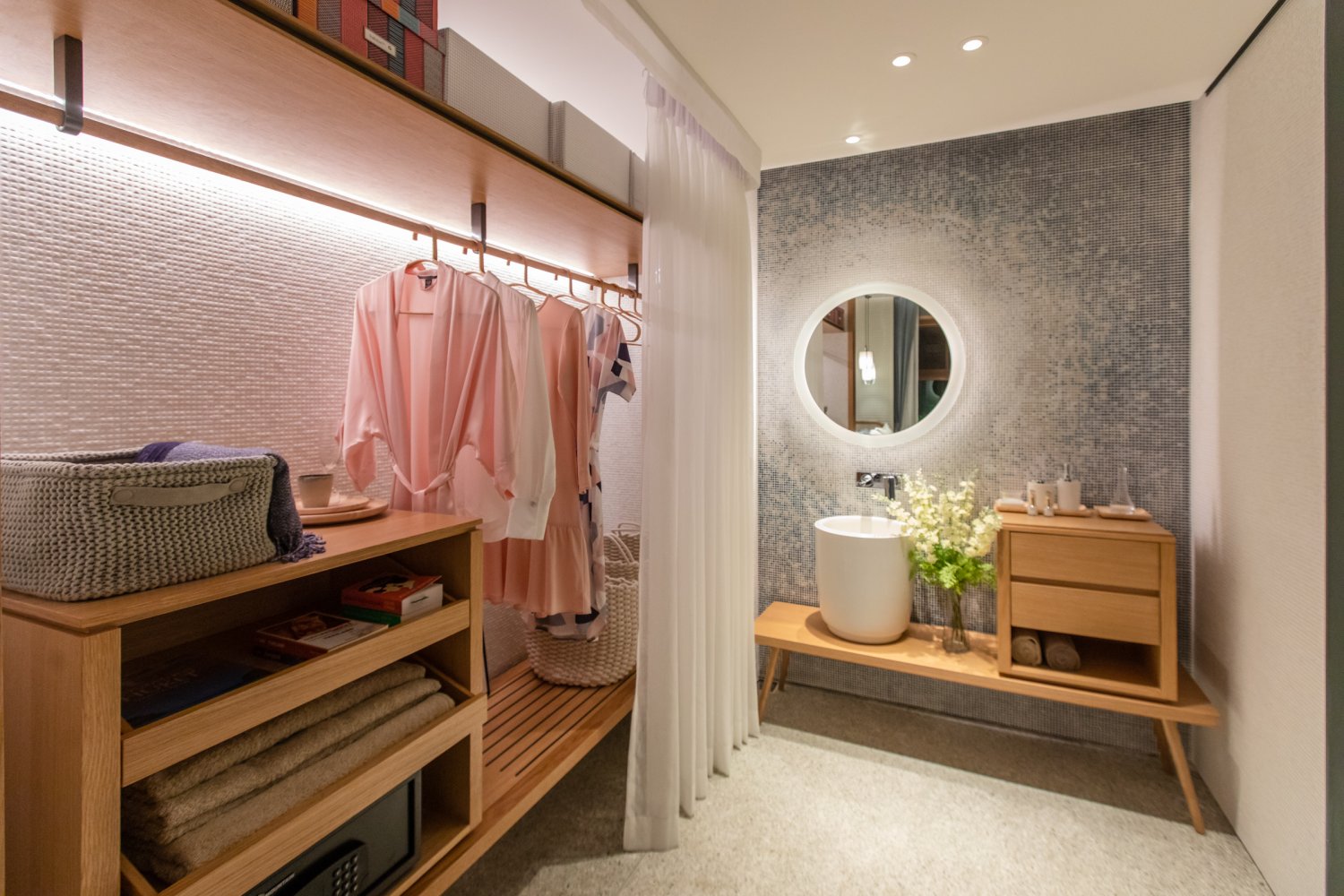Property image - full photo 18