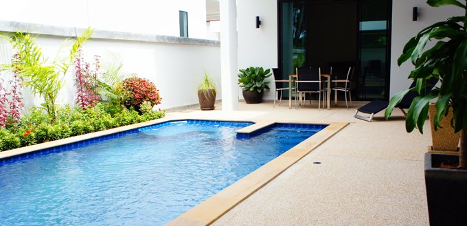 Property image - full photo 2