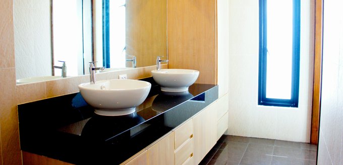 Property image - full photo 12