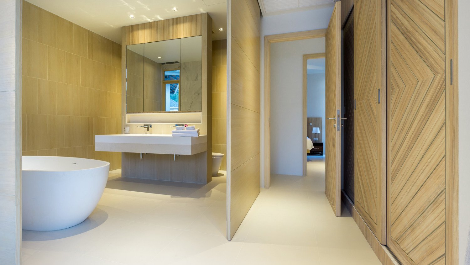 Property image - full photo 13