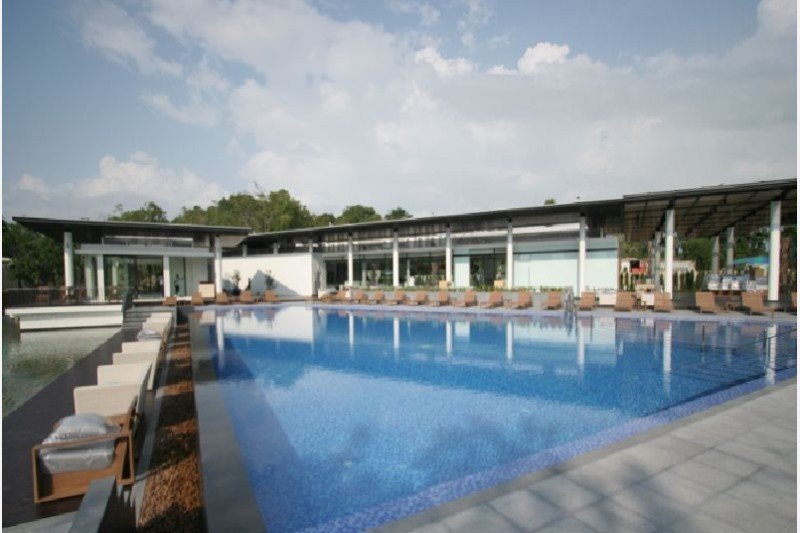 Property image - full photo 2