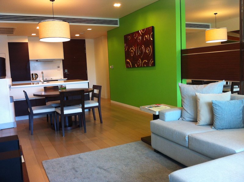 Property image - full photo 4