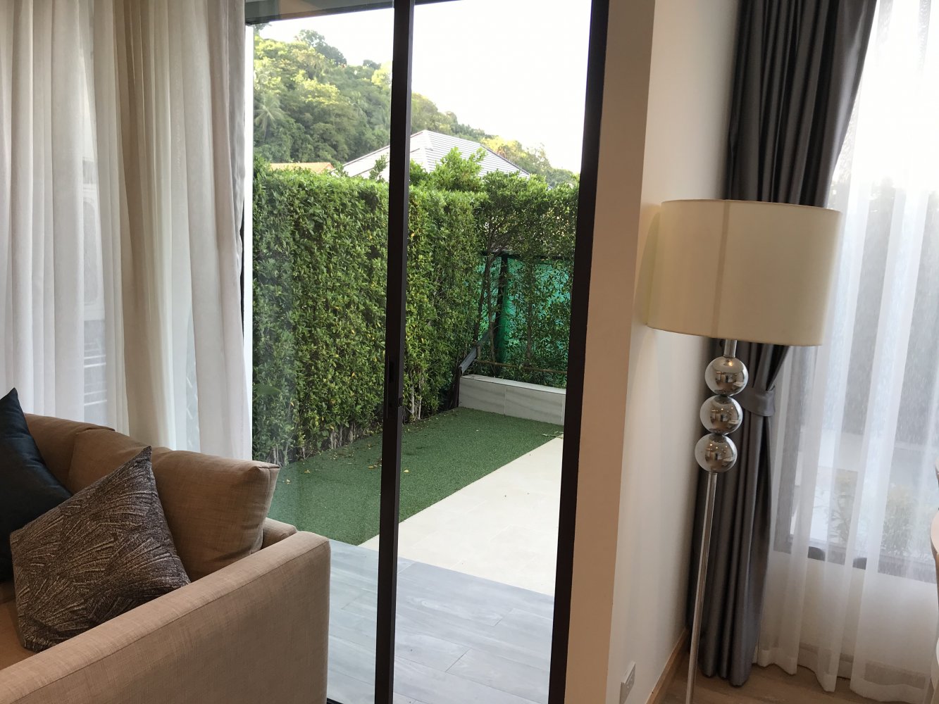 Property image - full photo 4