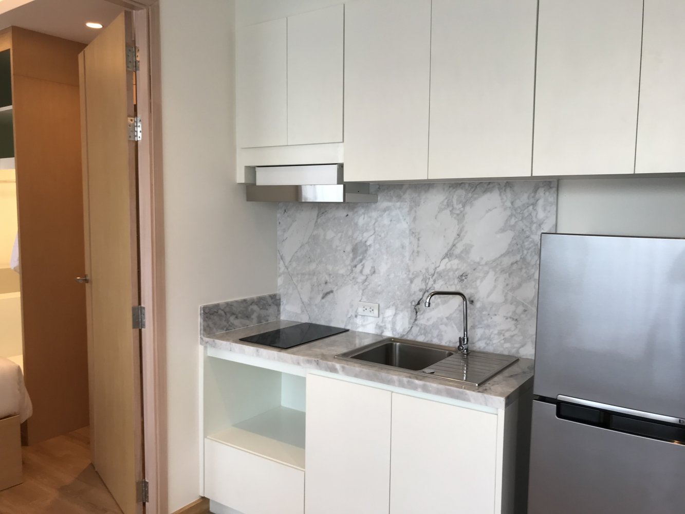 Property image - full photo 10