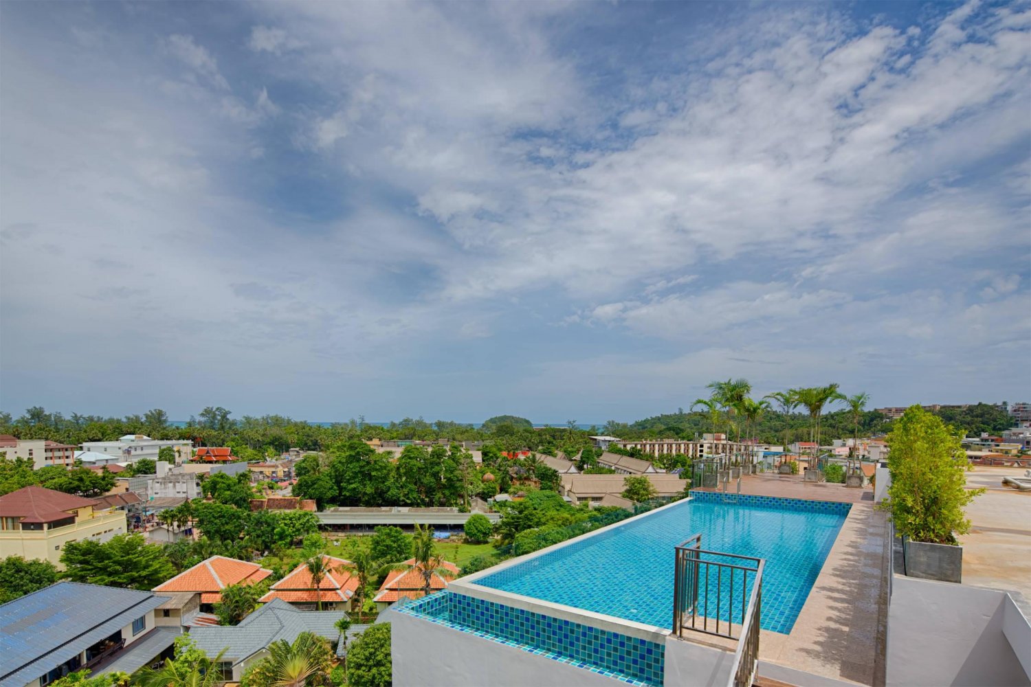 Property image - full photo 17