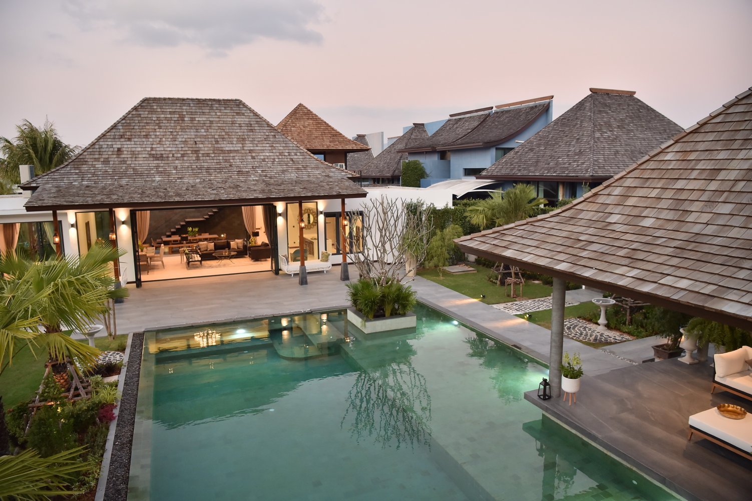 Property image - full photo 73