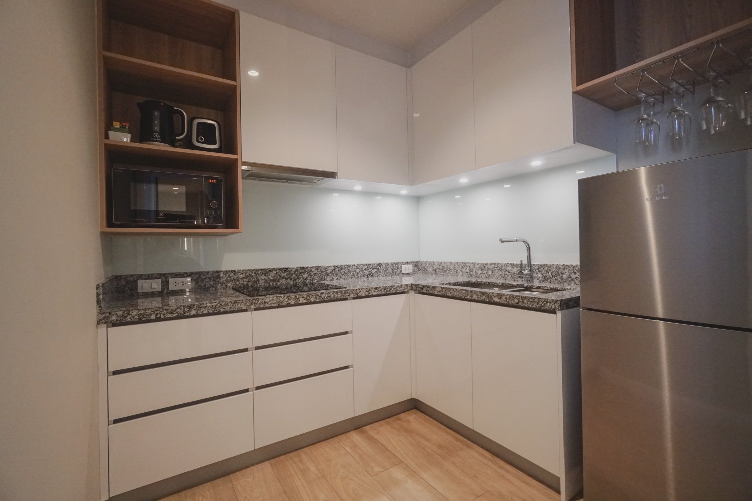 Property image - full photo 21