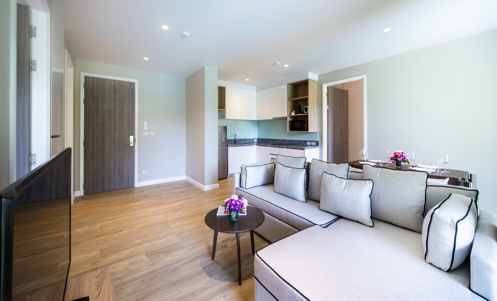 Property image - full photo 29