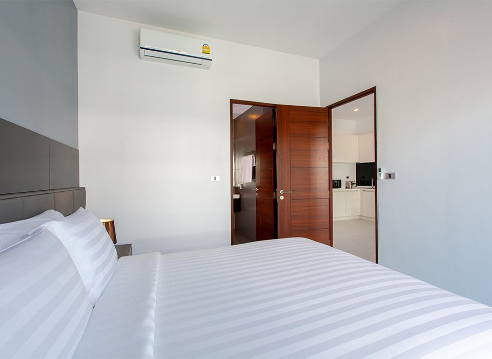 Property image - full photo 13