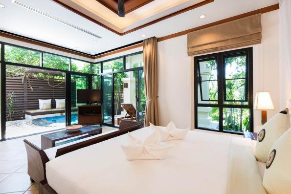 Property image - full photo 13