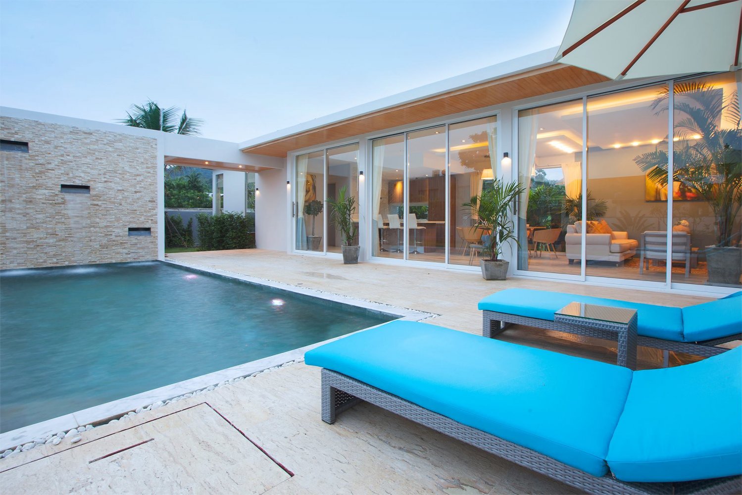 Property image - full photo 1
