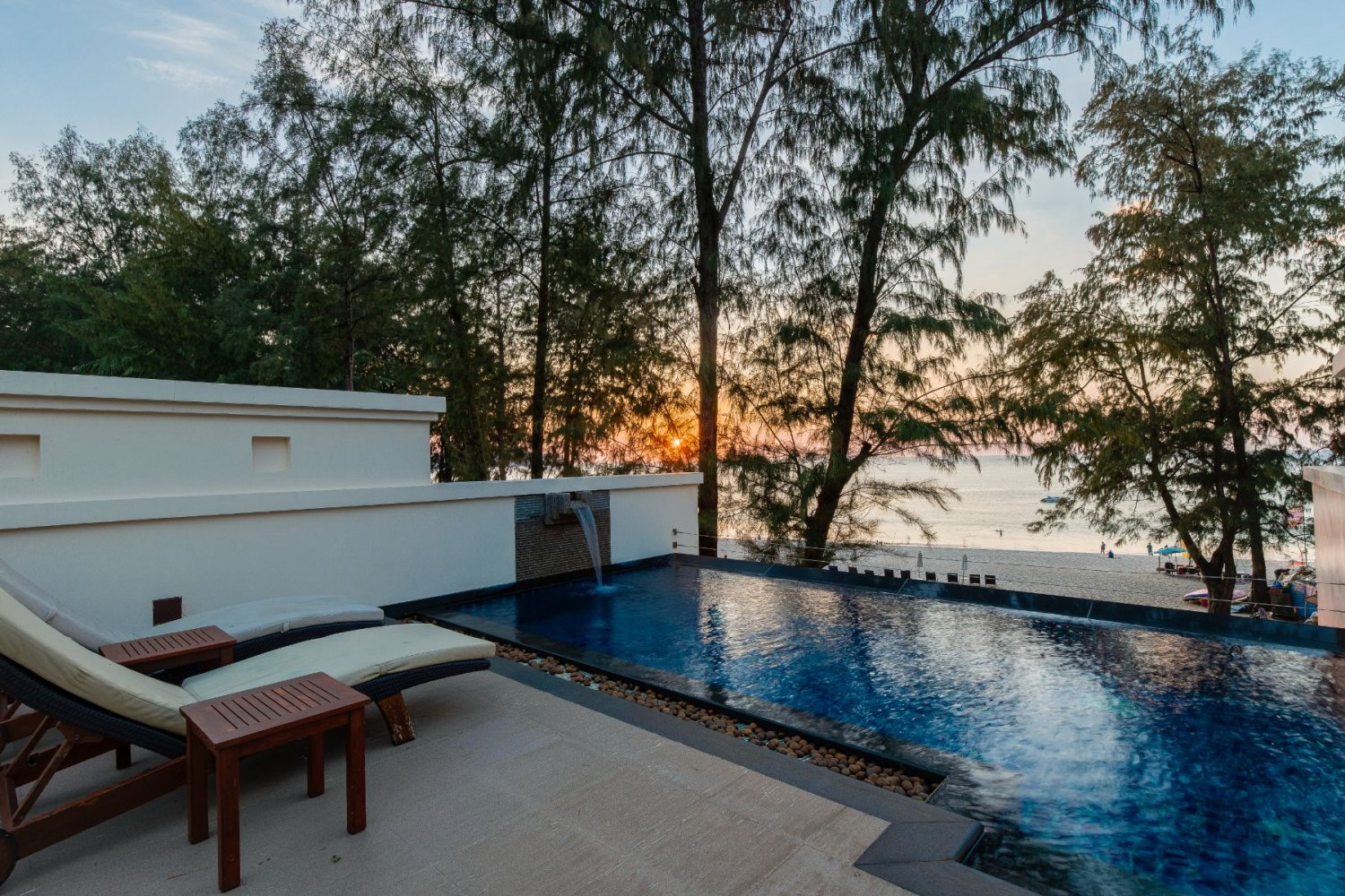 Property image - full photo 4