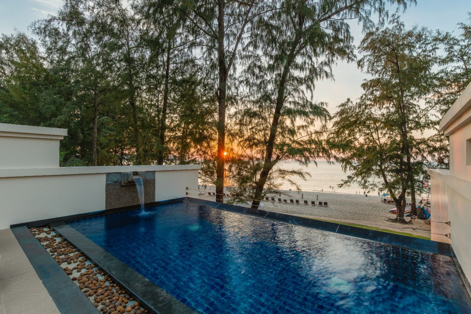 Property image - full photo 3