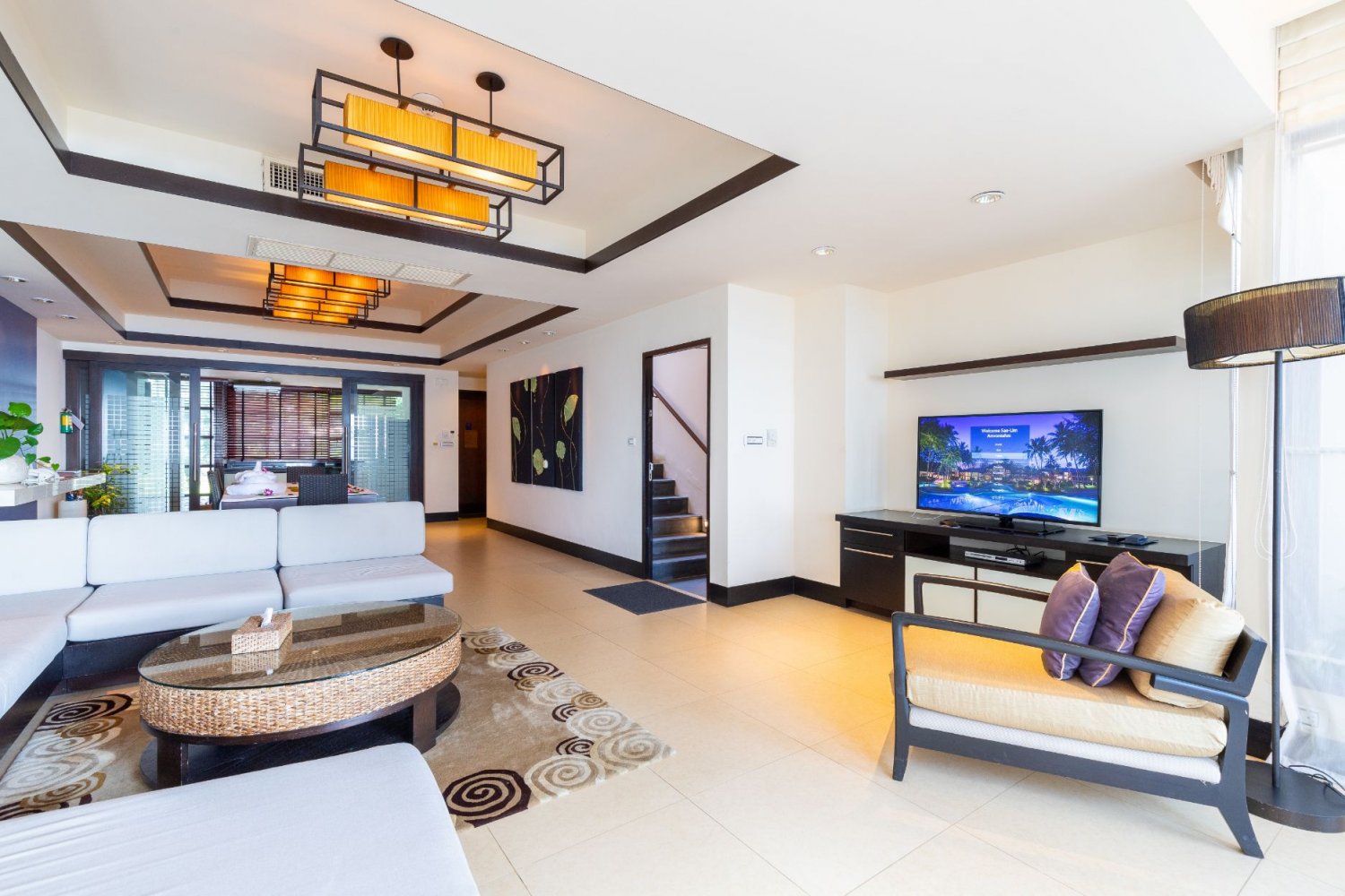 Property image - full photo 32