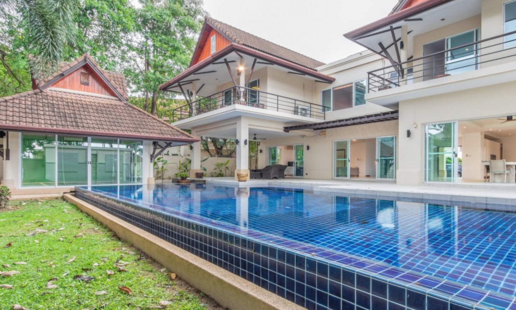 Property image - full photo 1