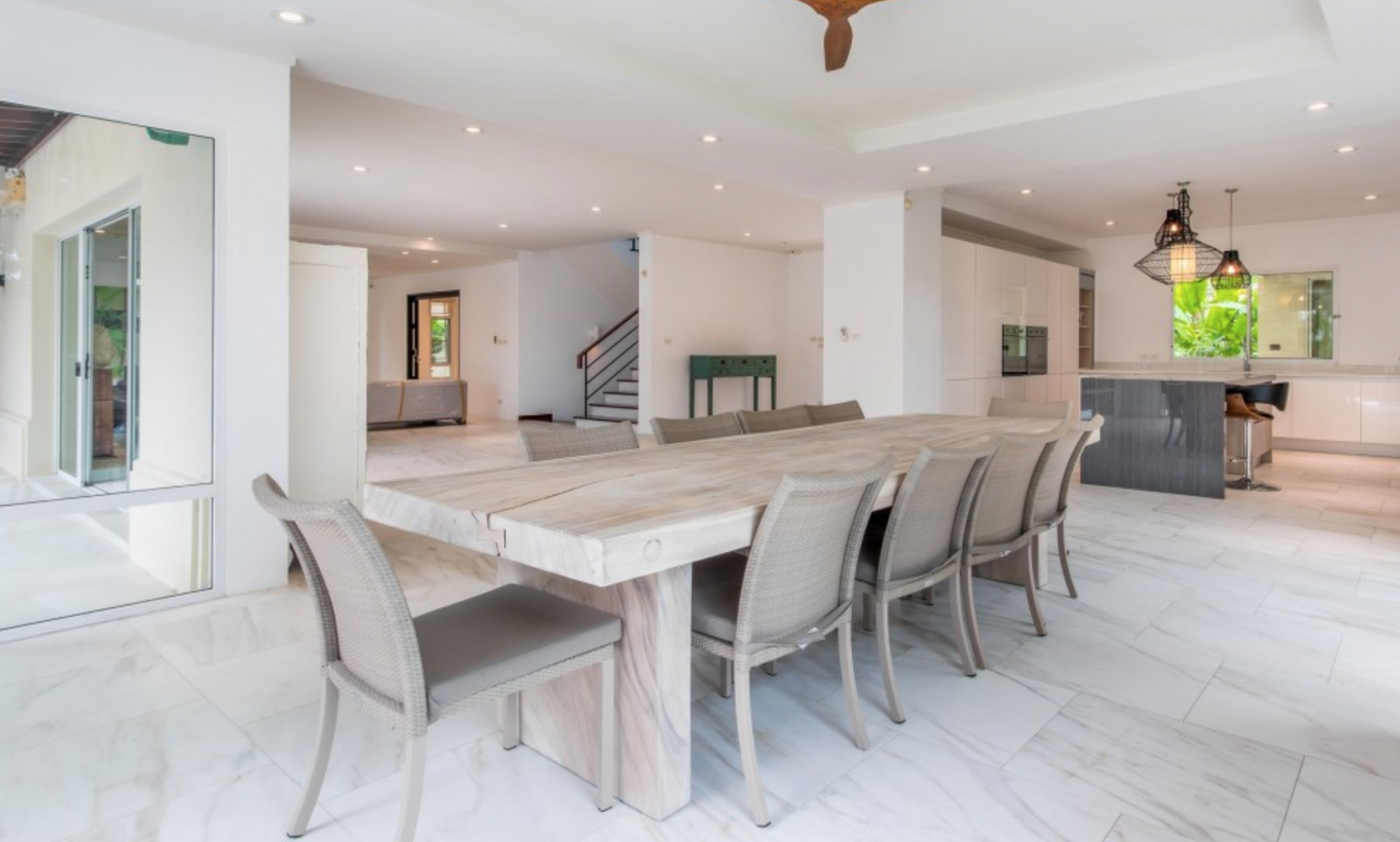 Property image - full photo 11