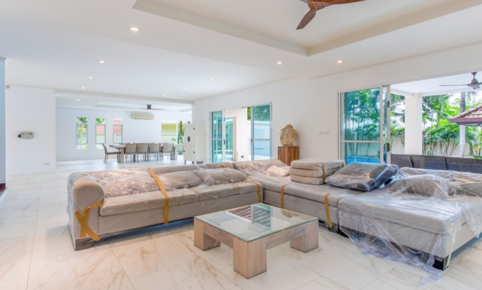 Property image - full photo 12