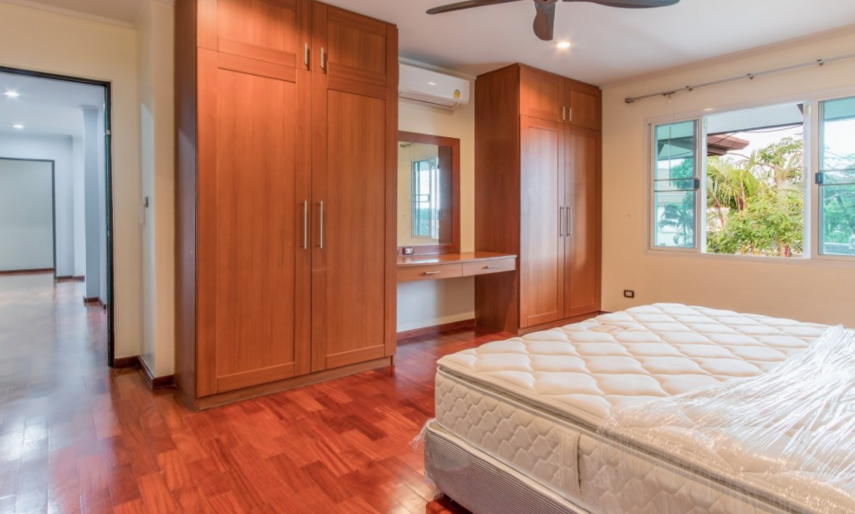 Property image - full photo 21