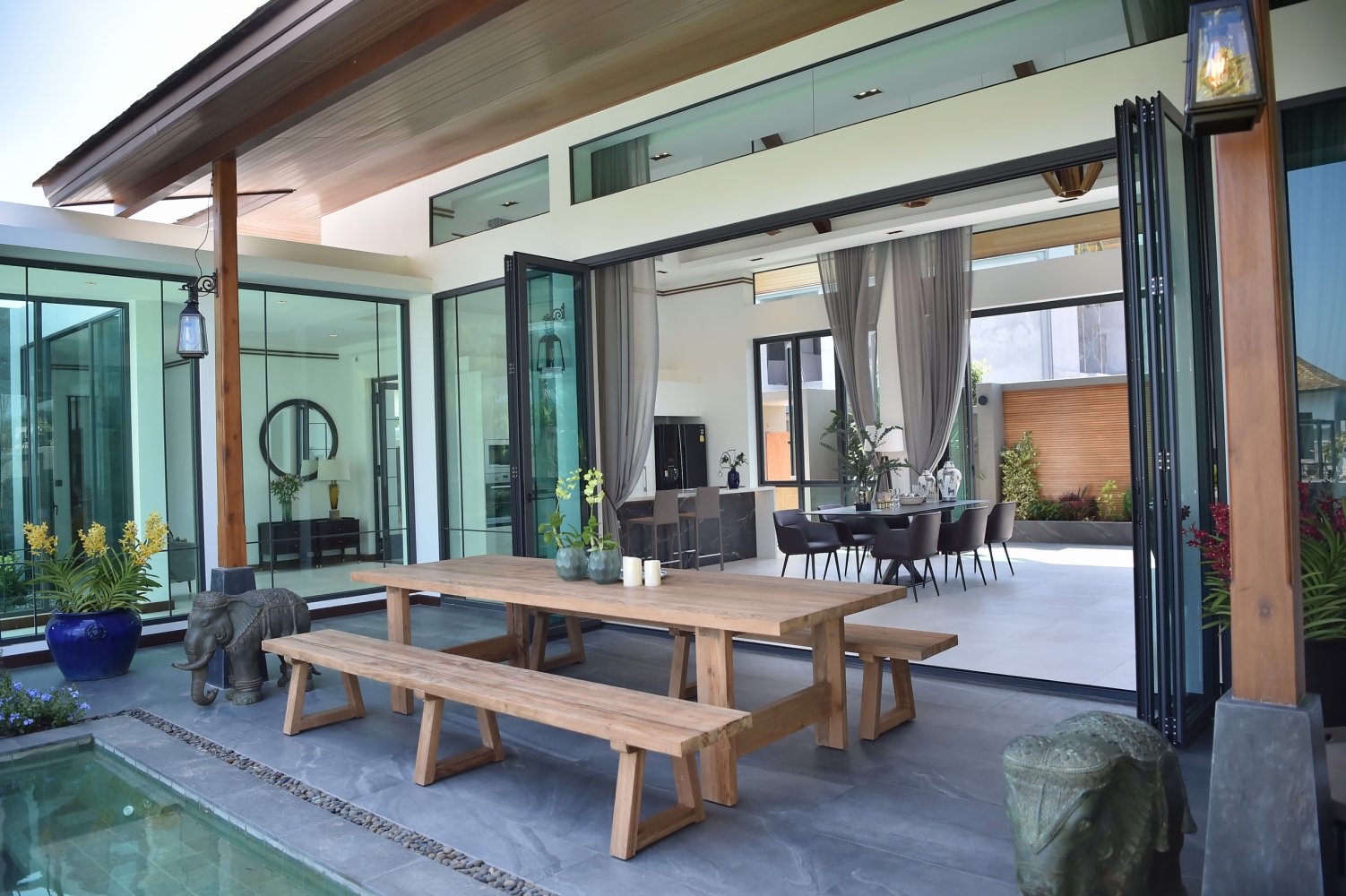 Property image - full photo 17