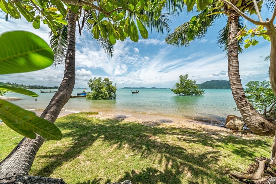 Property image - full photo 2