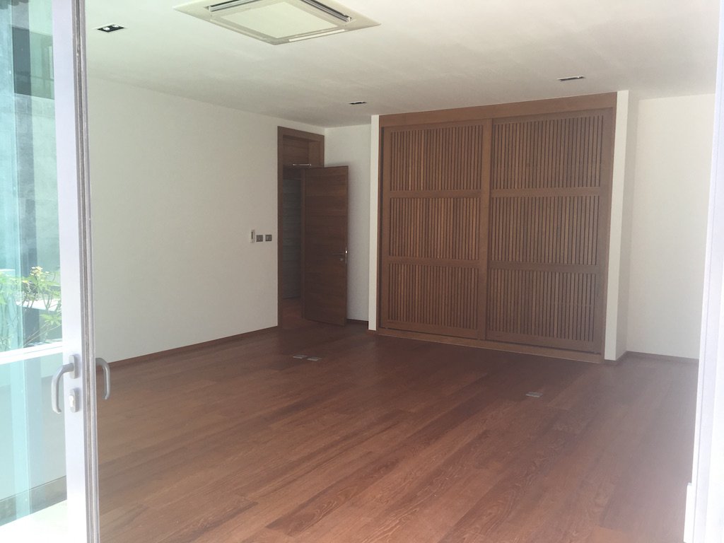 Property image - full photo 21