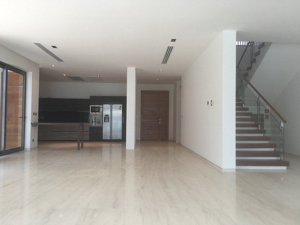 Property image - full photo 16