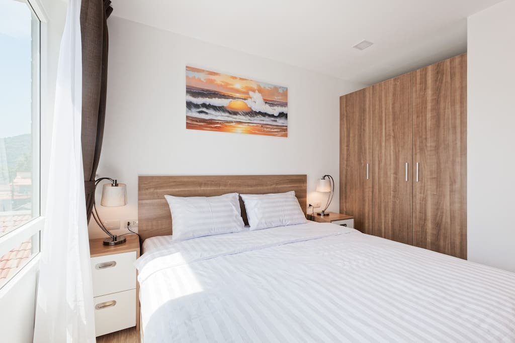 Property image - full photo 12