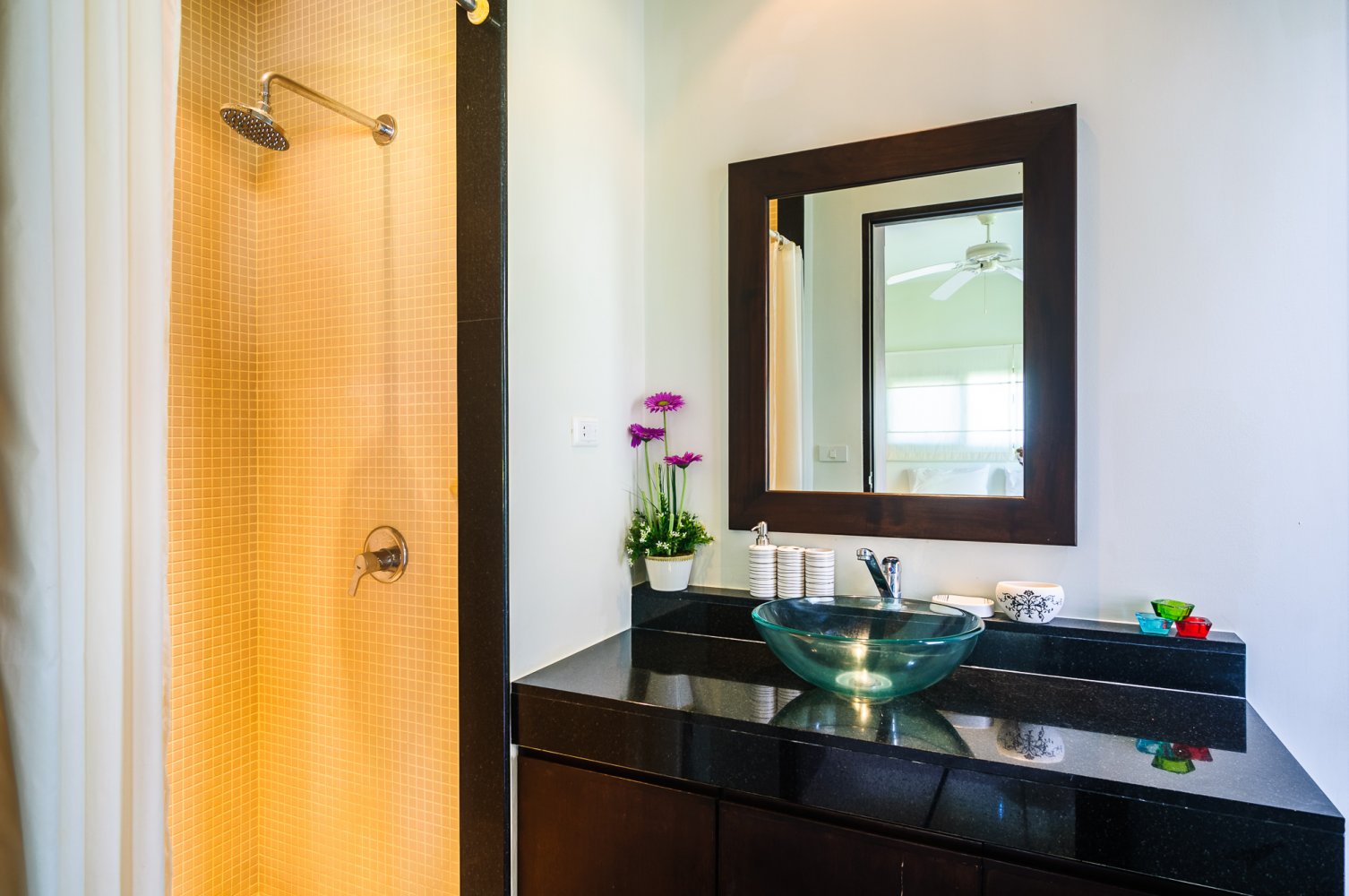 Property image - full photo 11