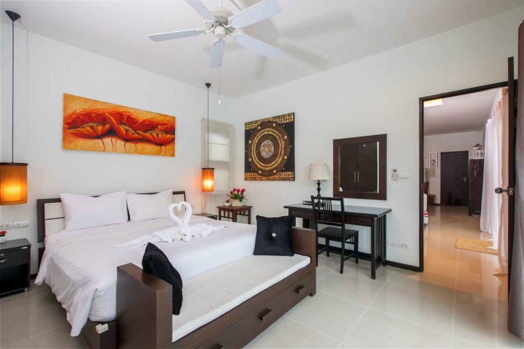 Property image - full photo 25