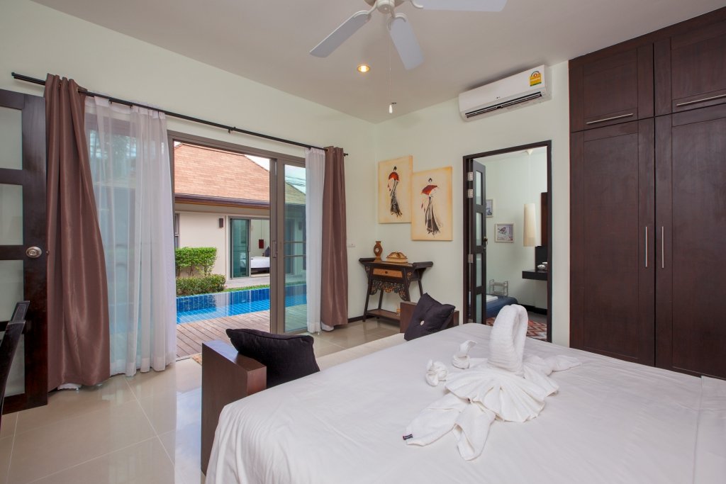 Property image - full photo 24