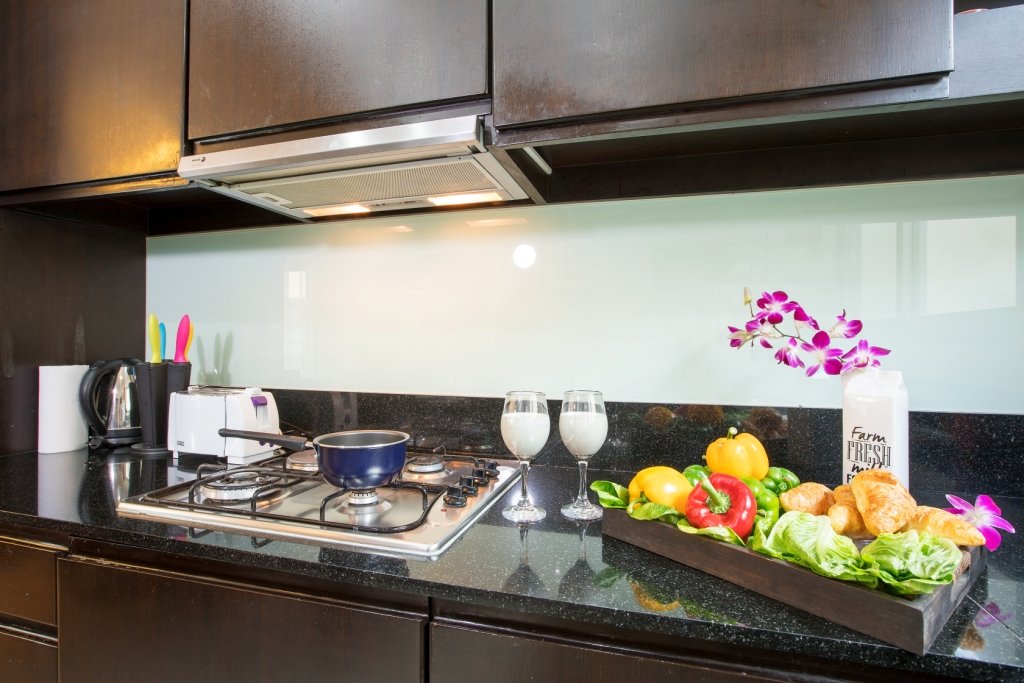 Property image - full photo 12