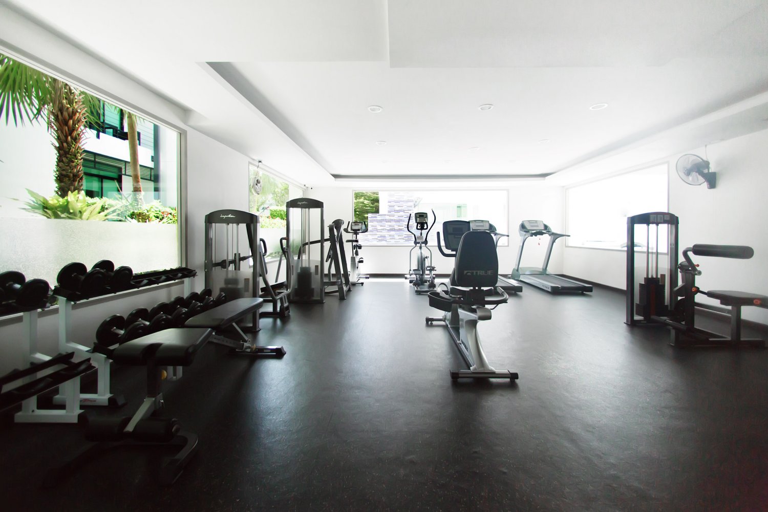 Property image - full photo 17