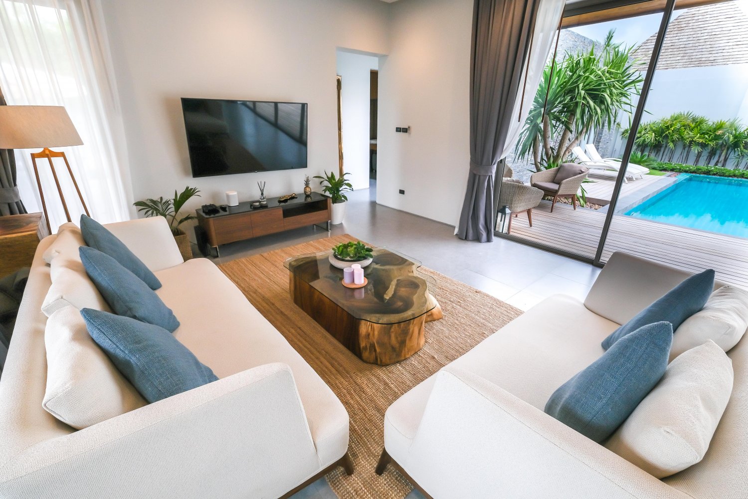 Property image - full photo 21