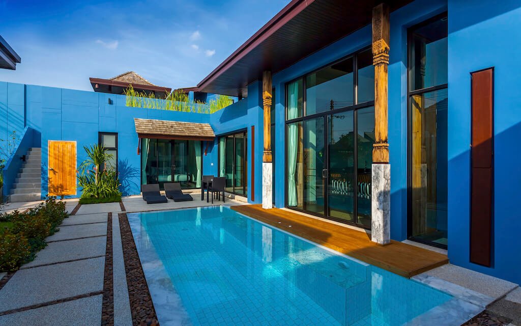 Property image - full photo 2