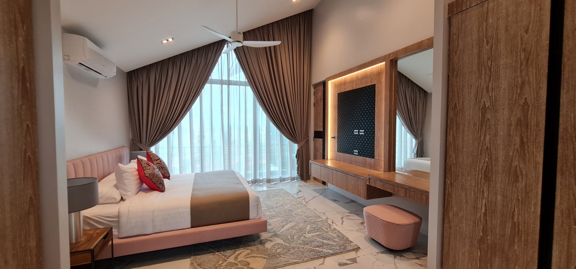 Property image - full photo 16