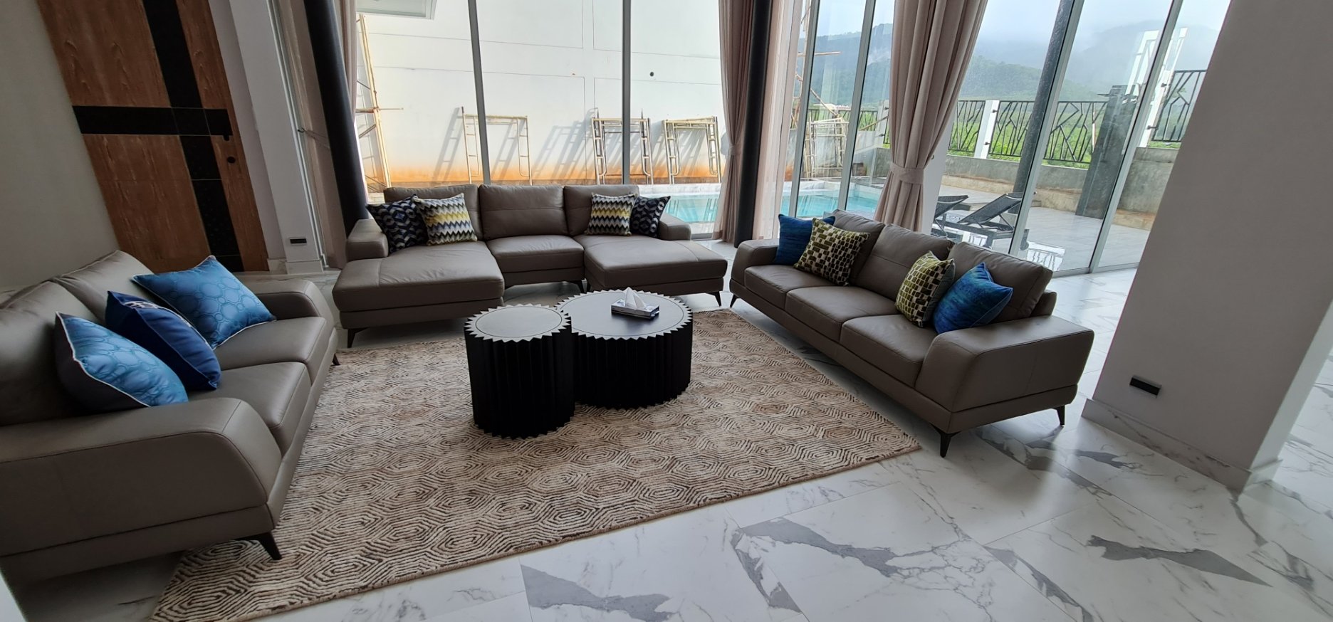 Property image - full photo 18